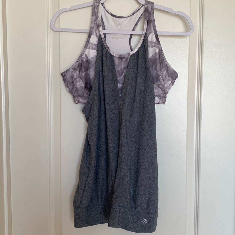Build in bra banded tank